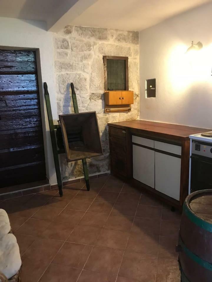 Dalmatinska Kuca Terace Villa Skradin Buitenkant foto